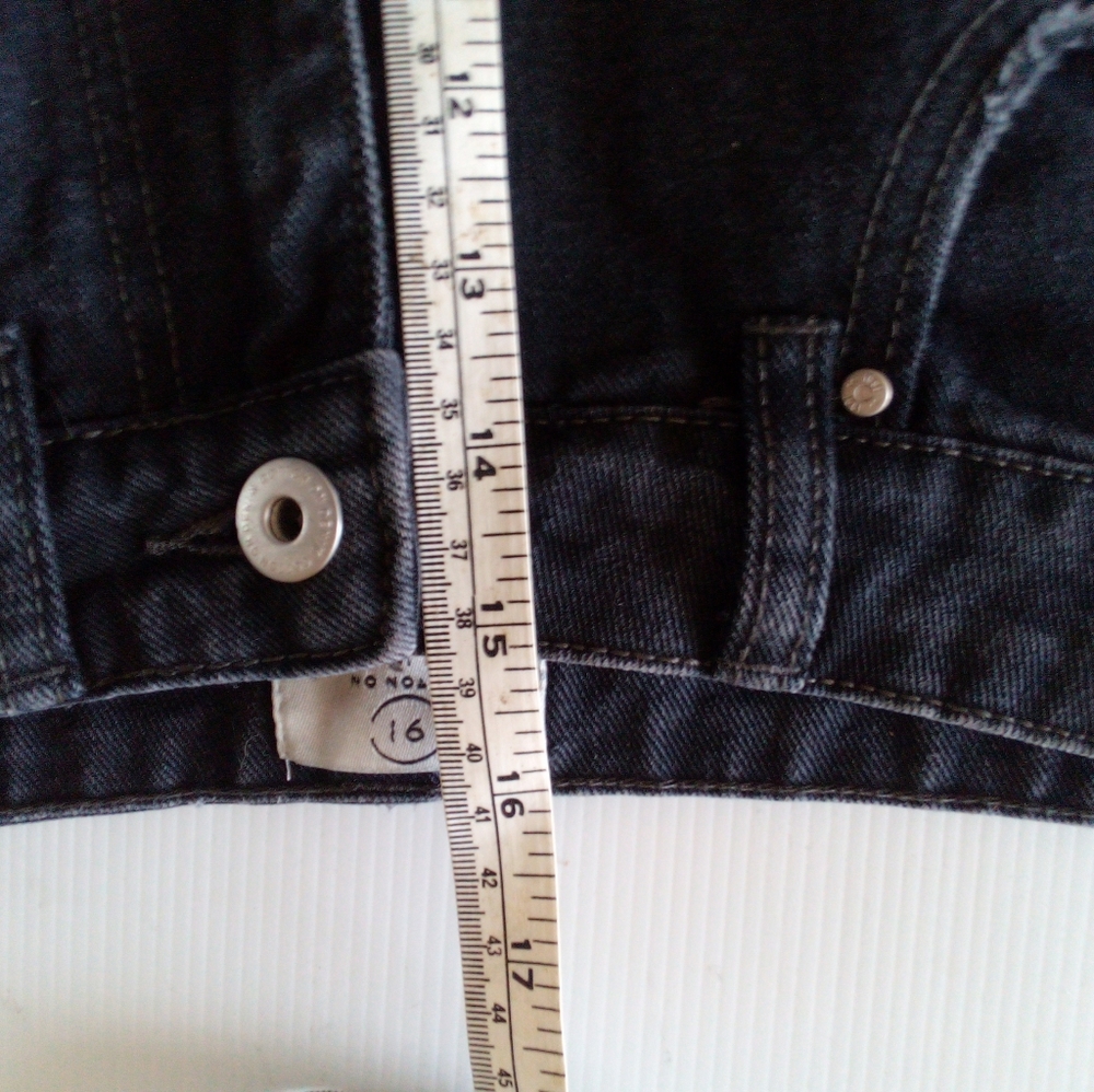Cotton on black raw Hem denim mini skirt size 8 - Picture 7 of 8